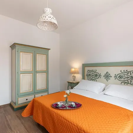 Holiday home Alessandro 2 *